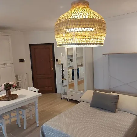 Incantevole Monolocale 4 Апартаменты
