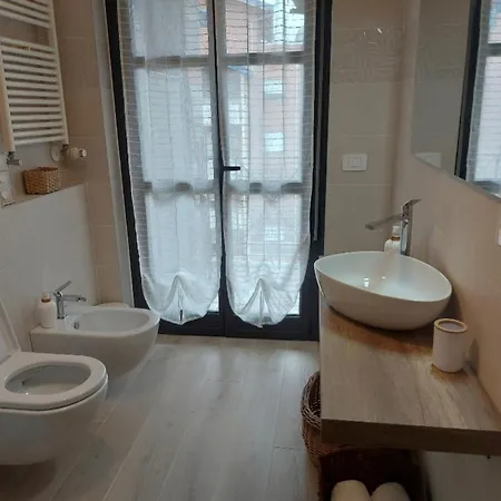 Incantevole Monolocale 4 * Альба