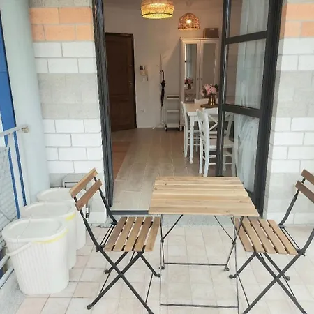 Incantevole Monolocale 4 Апартаменты Альба